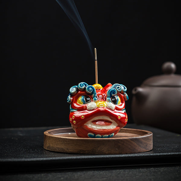 Red Lion Head Ceramic Incense Holder - Hand-Painted Feng Shui Decor