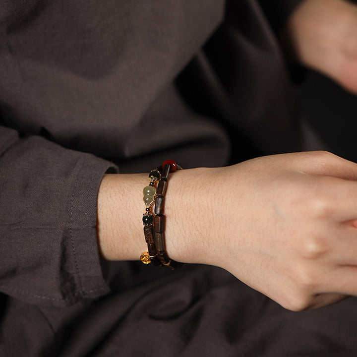 Dagargan Jade Agarwood Bracelet.
